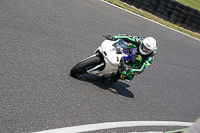 enduro-digital-images;event-digital-images;eventdigitalimages;mallory-park;mallory-park-photographs;mallory-park-trackday;mallory-park-trackday-photographs;no-limits-trackdays;peter-wileman-photography;racing-digital-images;trackday-digital-images;trackday-photos